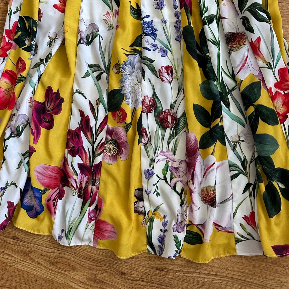 ROCOCO SAND Aprile Floral Yellow Maxi Skirt Size 6P - Picture 8 of 16
